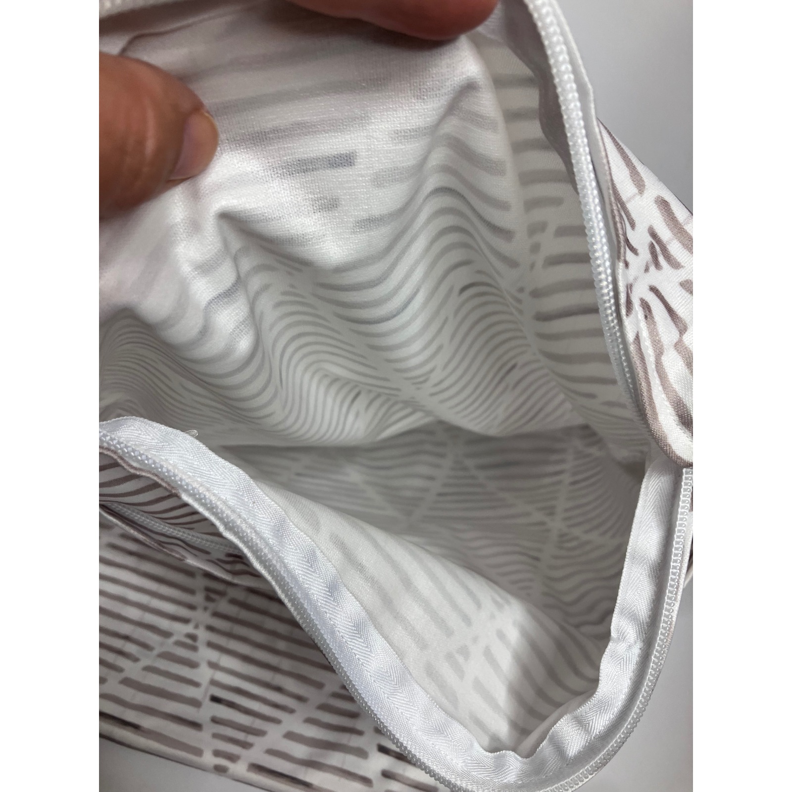Nora's Nursery Wet Bag Set Baby Os Neutral Excellent Geometric 2-Pack — image 3 of 7